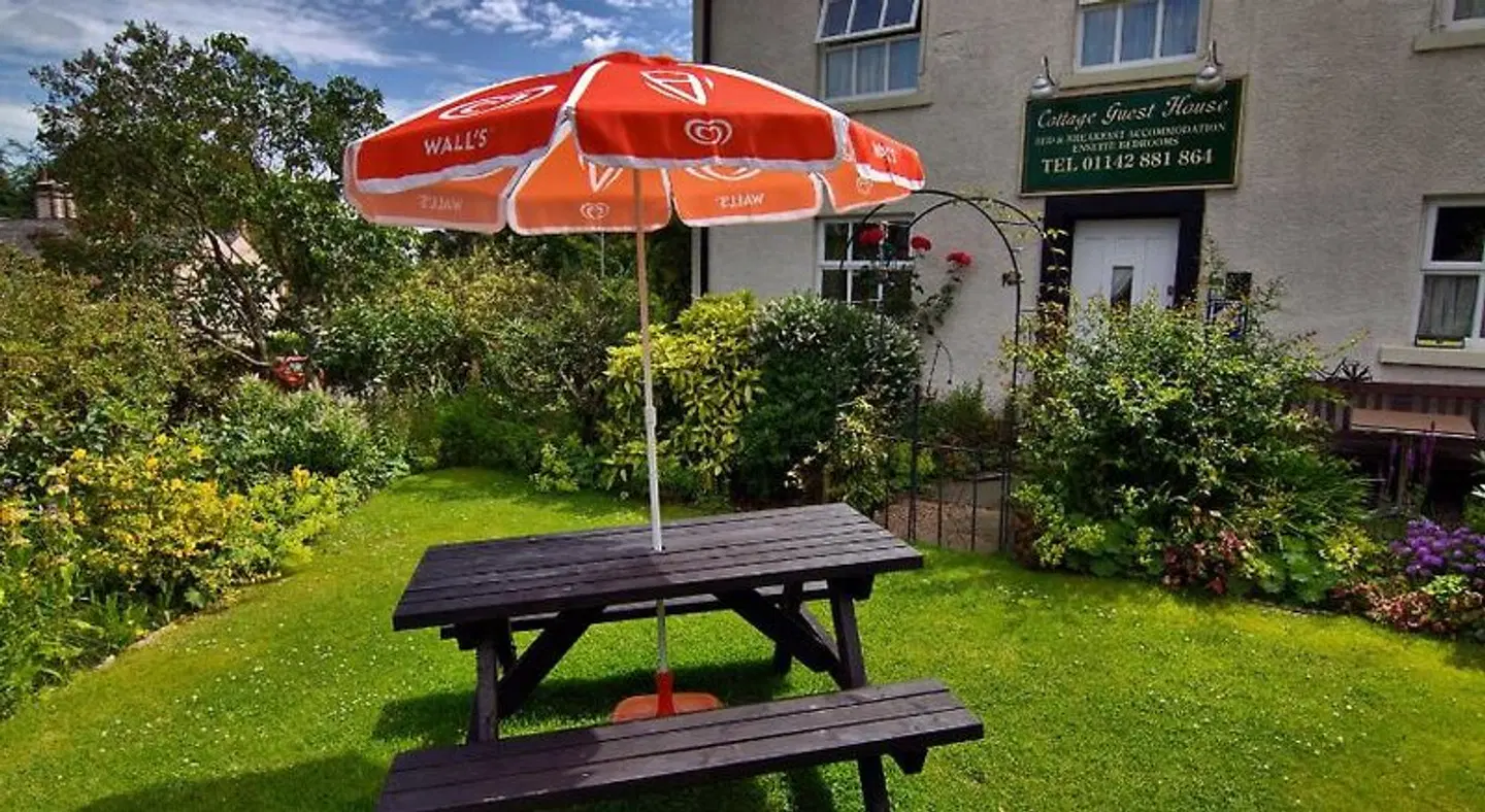 Wortley Cottage Guest House Garten