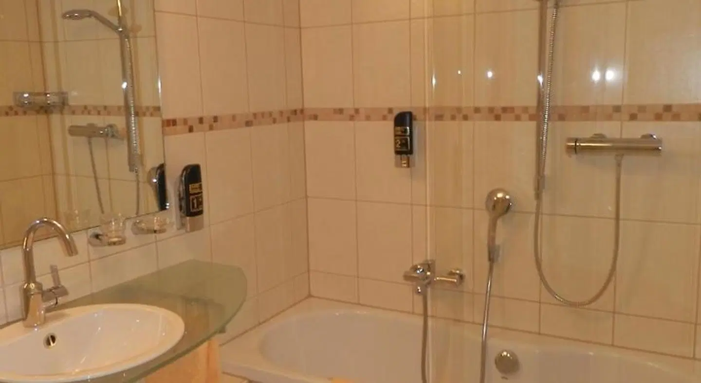 Hotel Weinstube Löwen Badezimmer