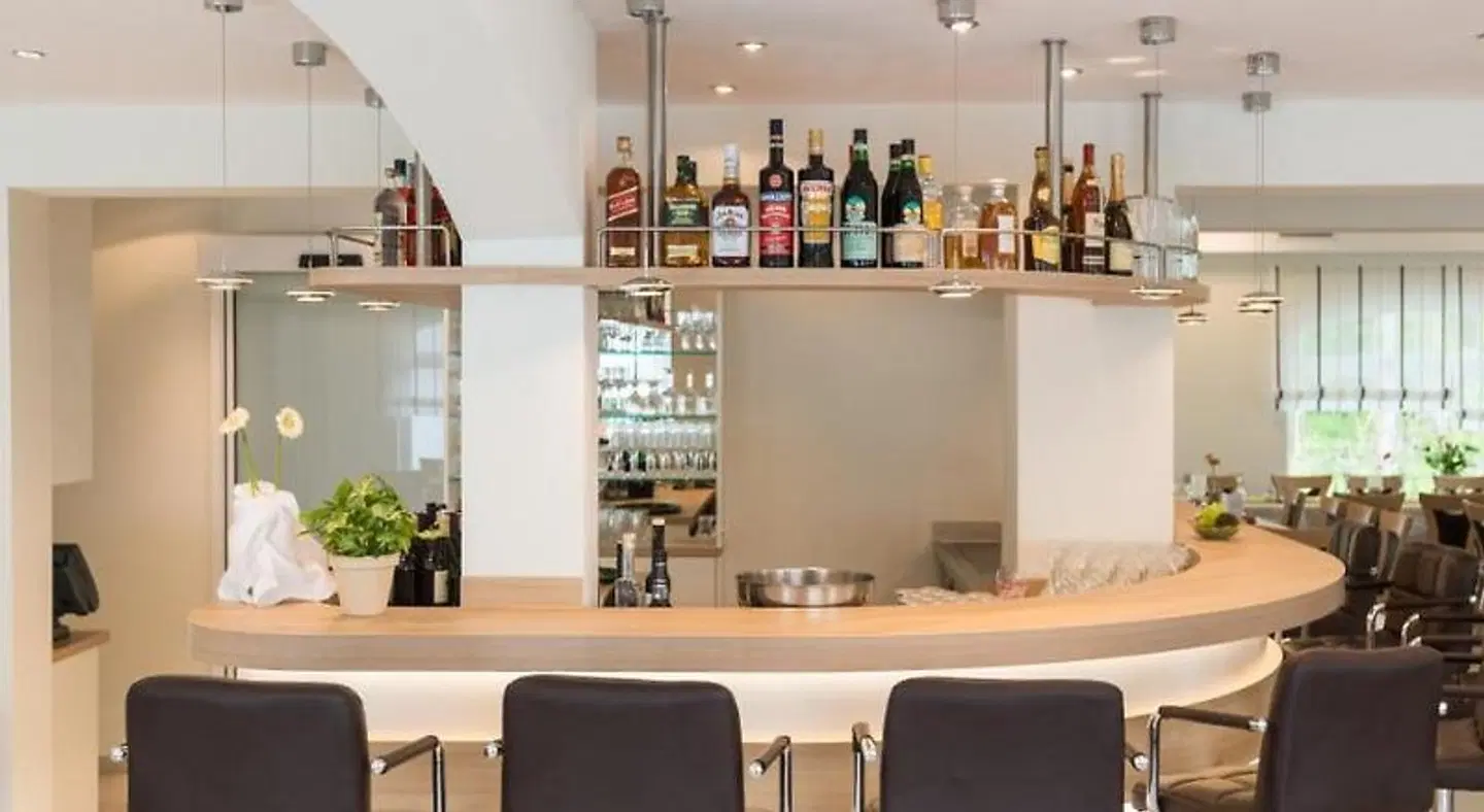 Kristall Bar