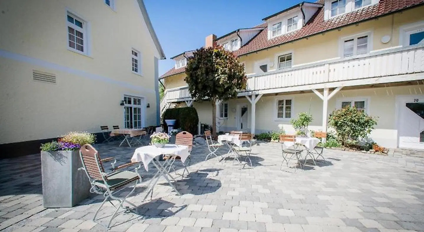 Gasthaus & Pension Mohren EXTERIOR