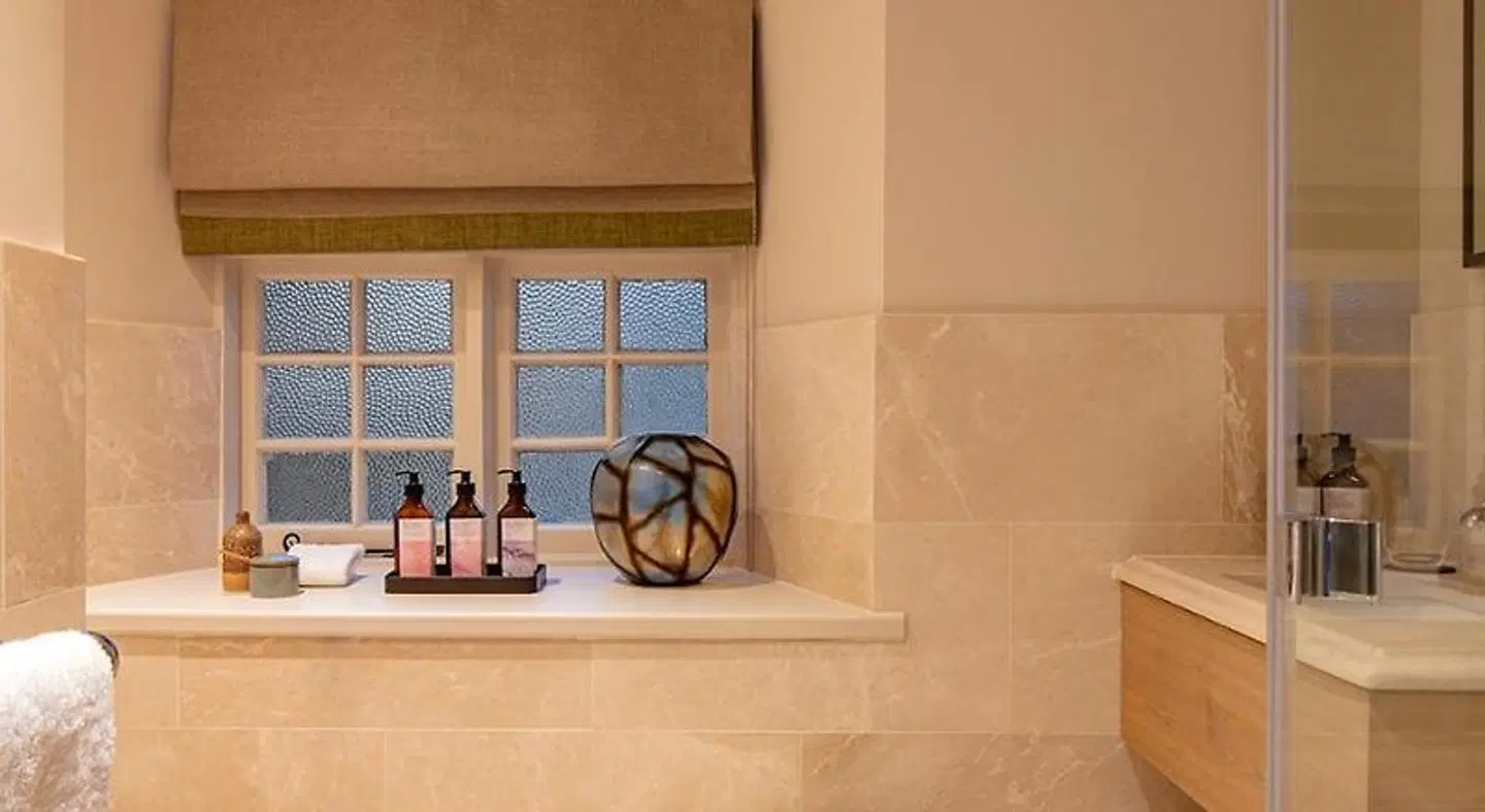 The Falcon Hotel HEALTH_BEAUTY