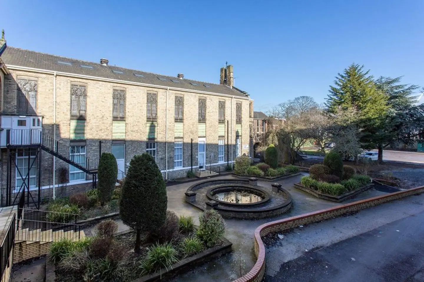 Endsleigh Park EXTERIOR