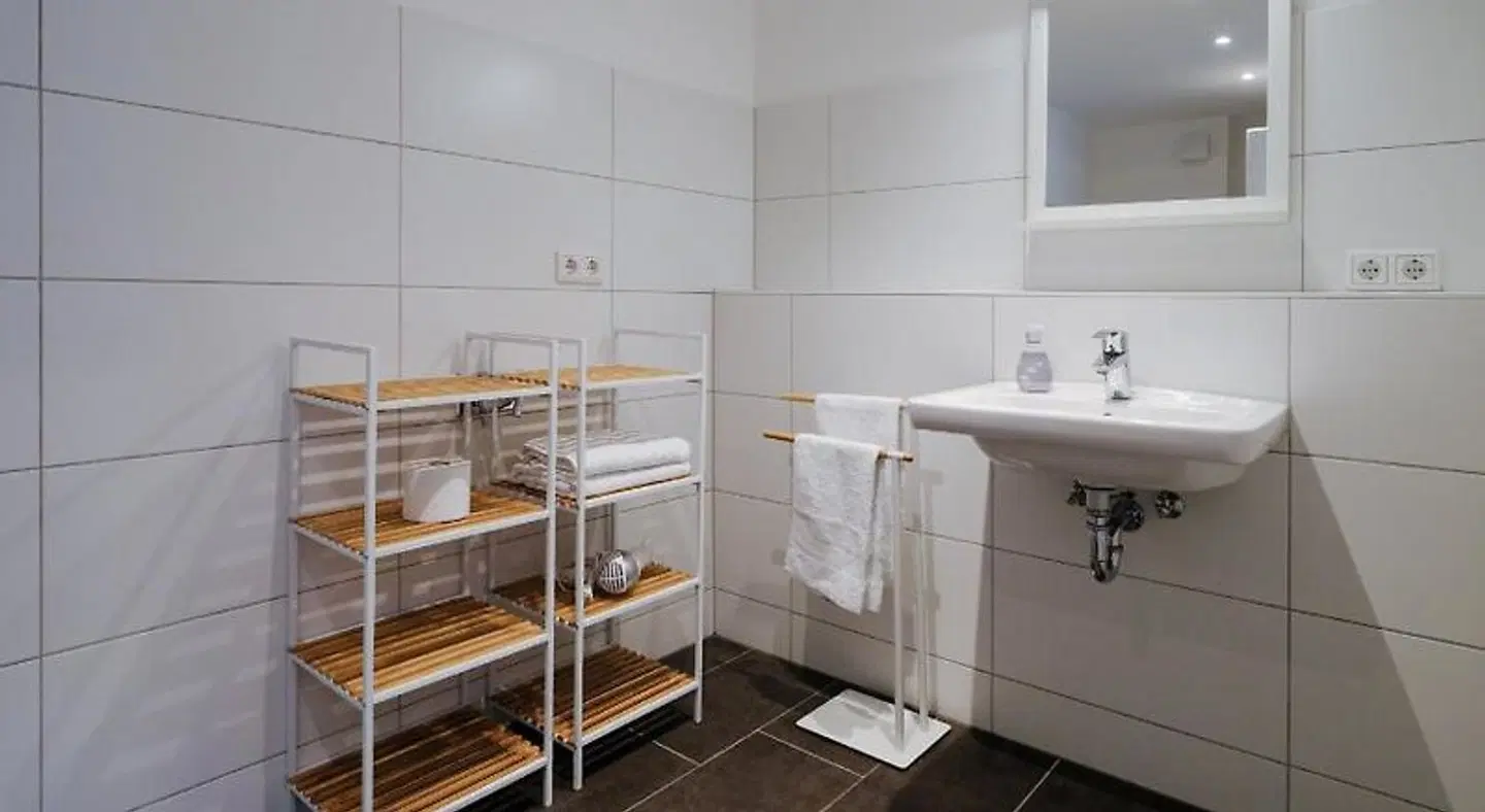 Travel Art Boardinghouse Badezimmer