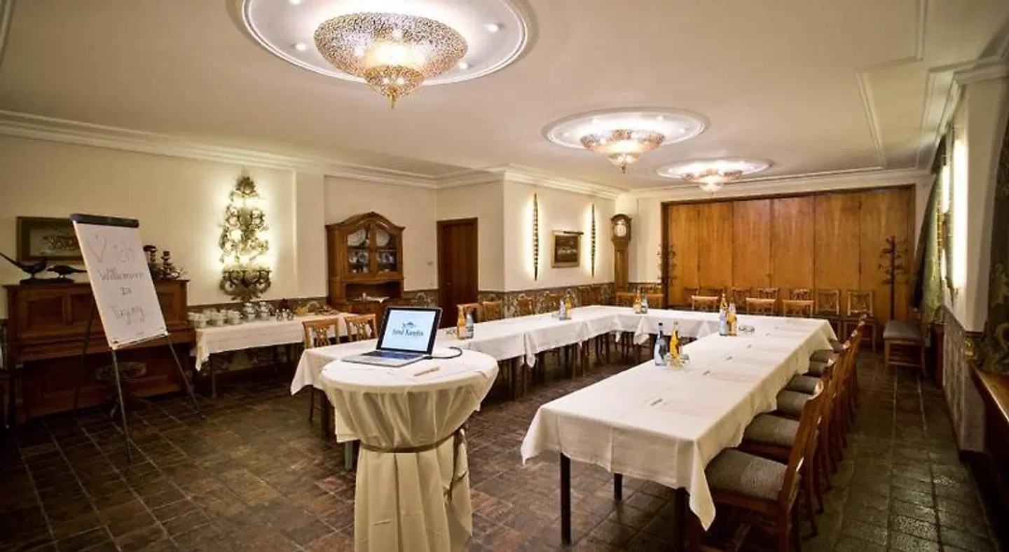Hotel Karpfen Konferenz