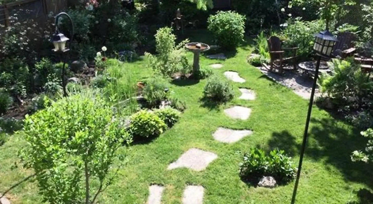 2 Moon Cottage Bed & Breakfast Garten