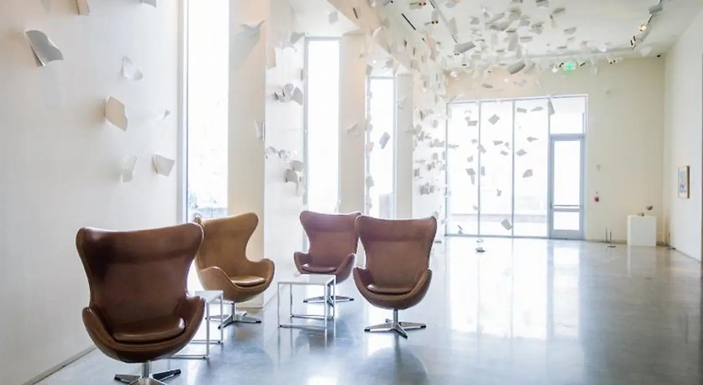 21C Museum Hotel Bentonville LOUNGE_LOBBY