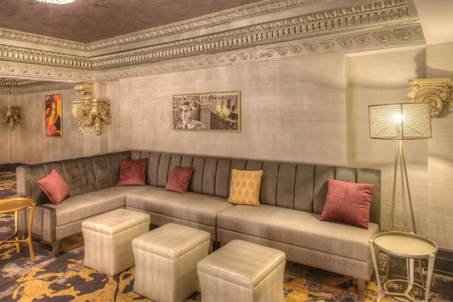 DoubleTree by Hilton Utica LOUNGE_LOBBY