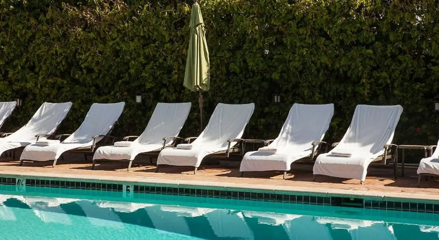 La Maison Hotel OUTDOOR_POOL