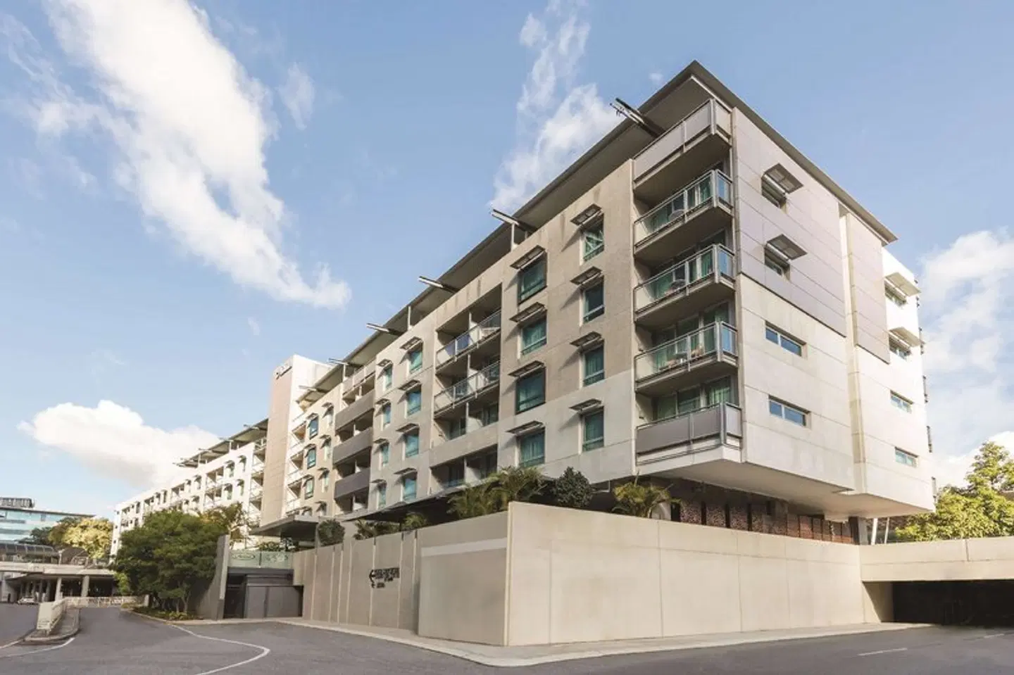 Adina Apartment Hotel Perth EXTERIOR