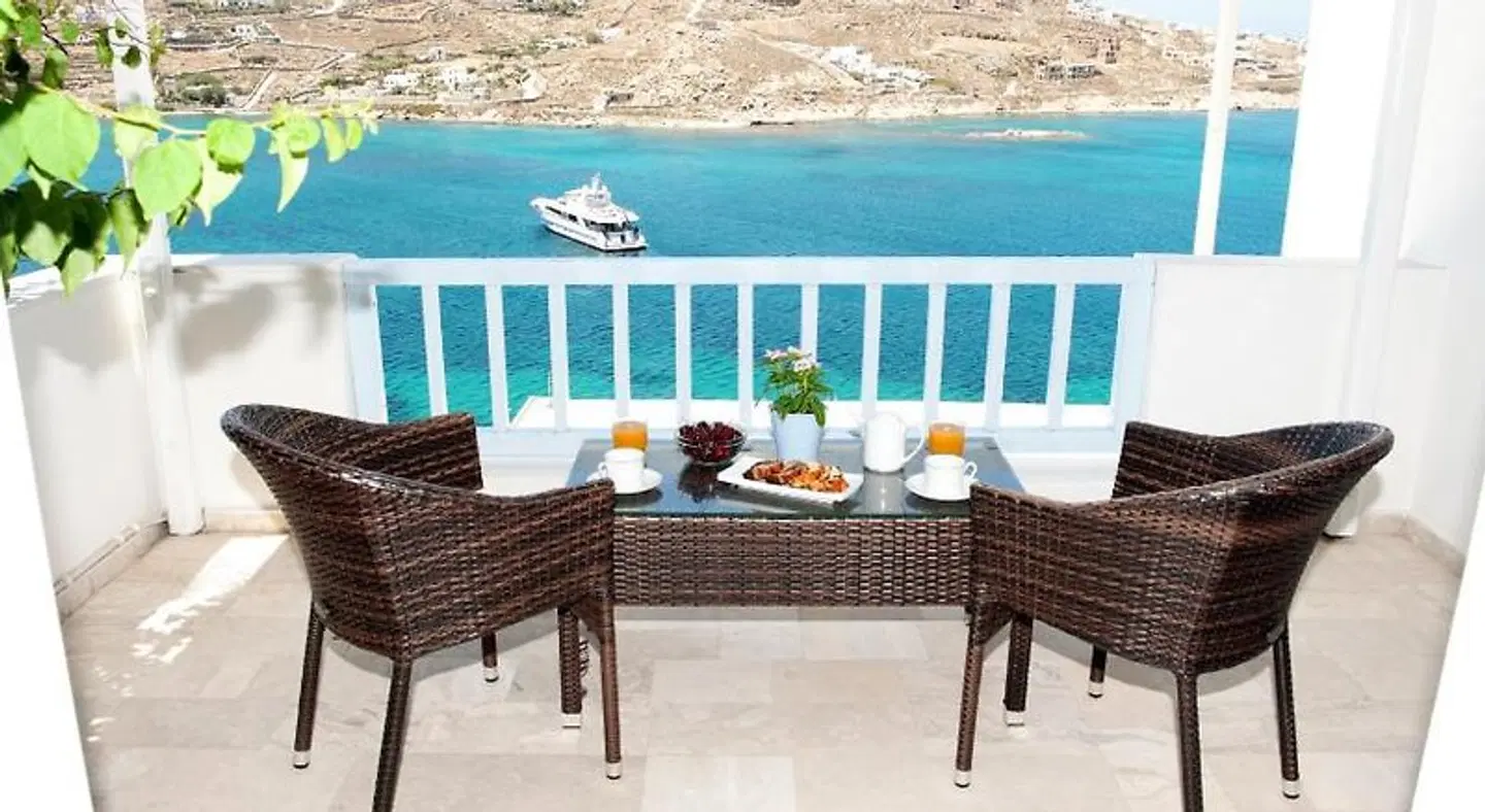 Vana Holidays Terrasse
