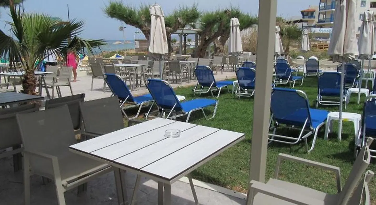 Malliotakis Beach Hotel Terrasse