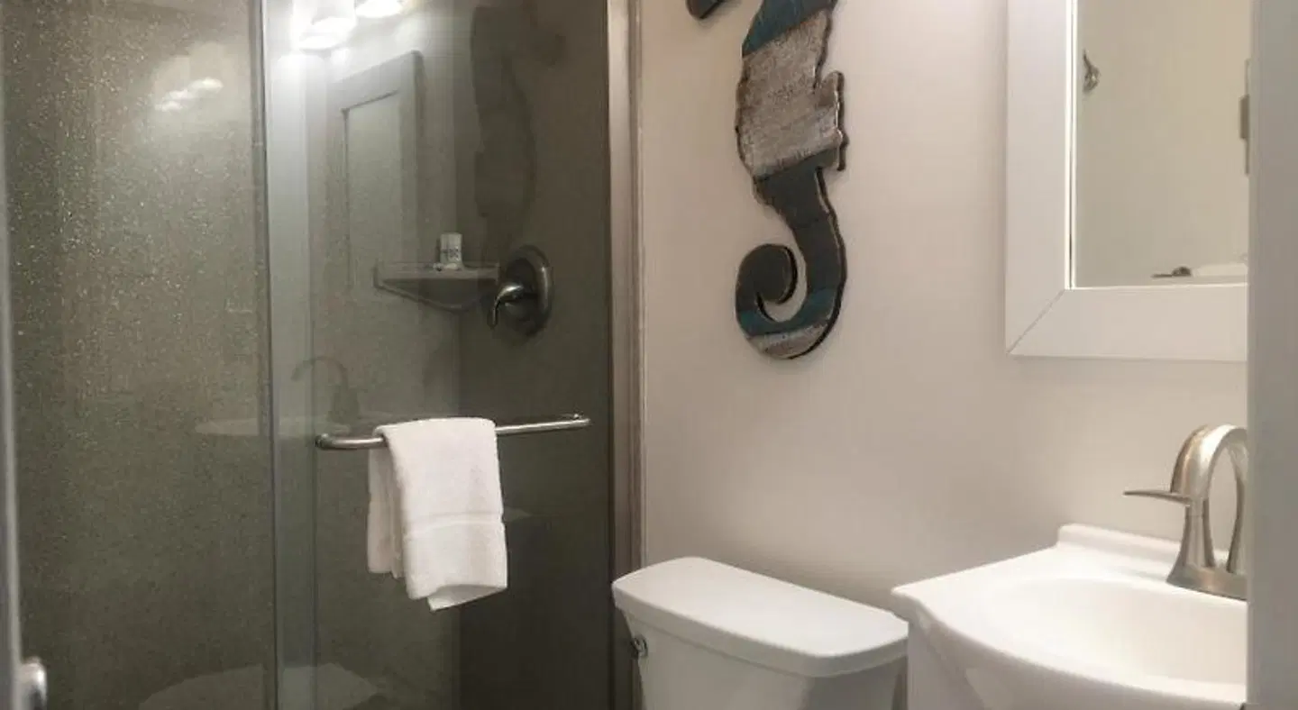Esplanade Suites Badezimmer
