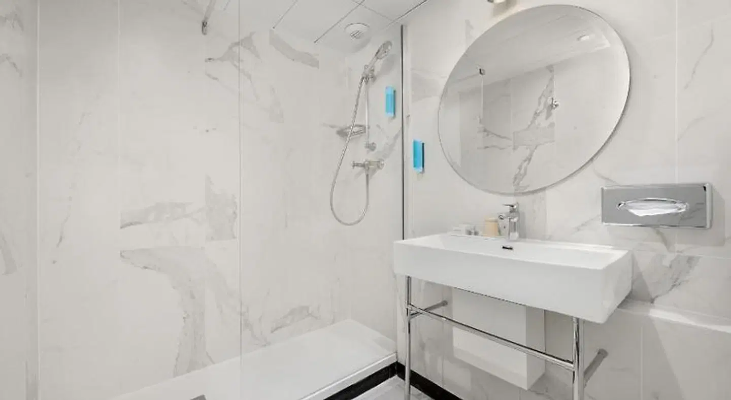 Le Royal Rive Gauche Badezimmer