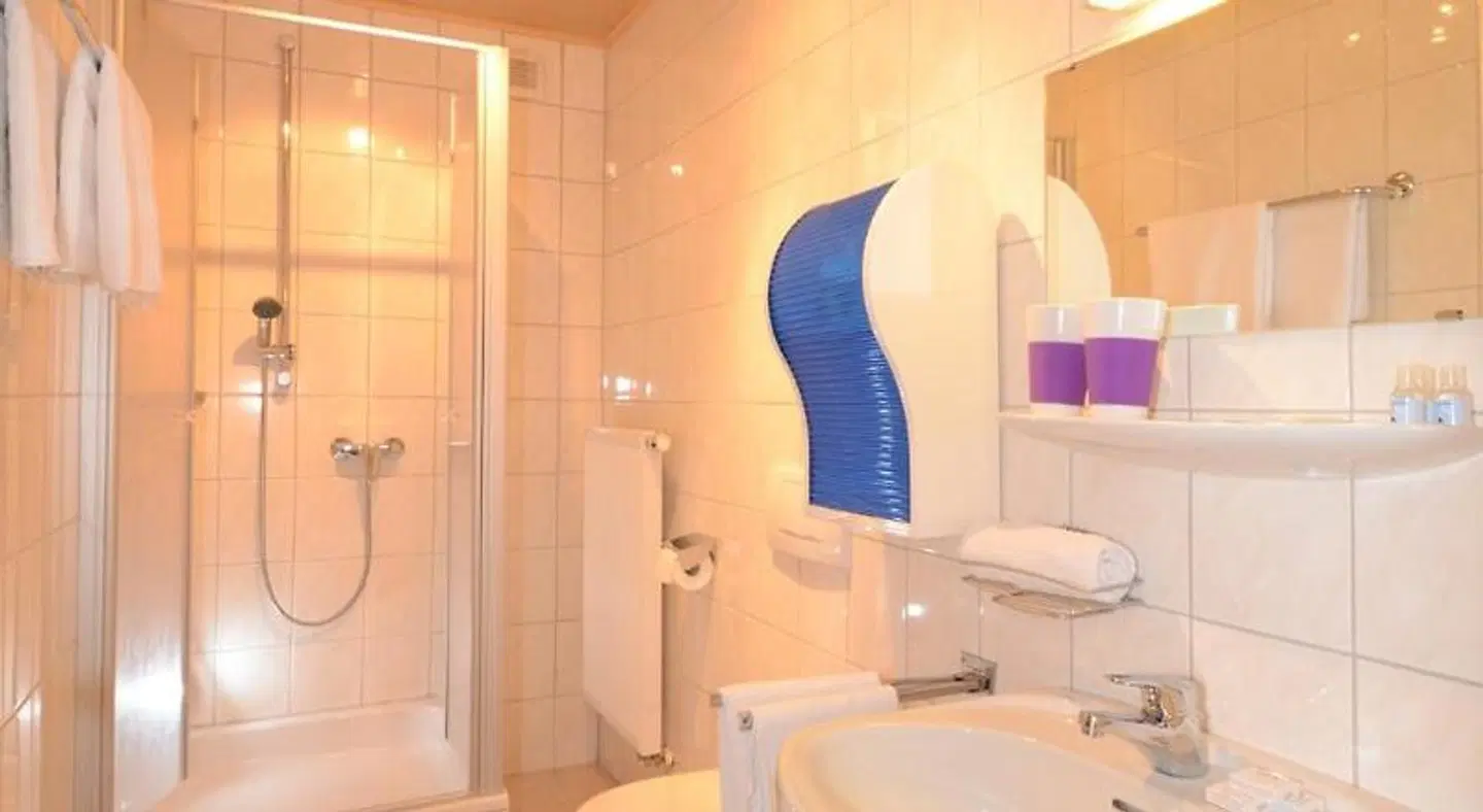 Zur Post Badezimmer