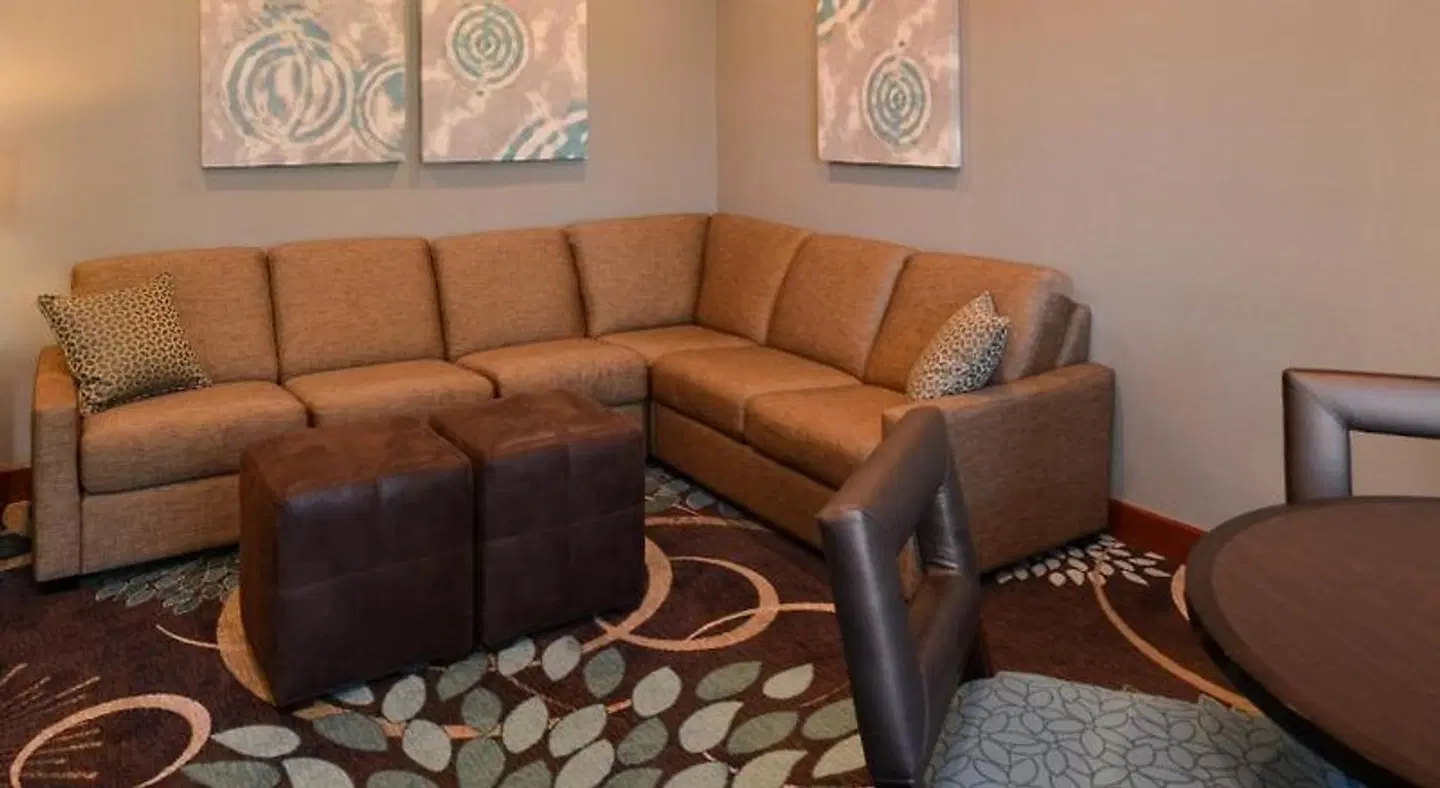 Staybridge Suites Sioux Falls At Empire Mall by IHG LOUNGE_LOBBY
