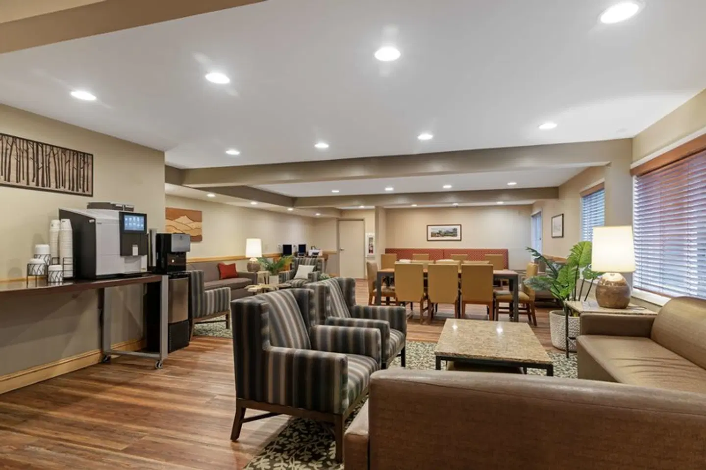 Best Western Plus Windjammer Inn & Conference Center LOUNGE_LOBBY