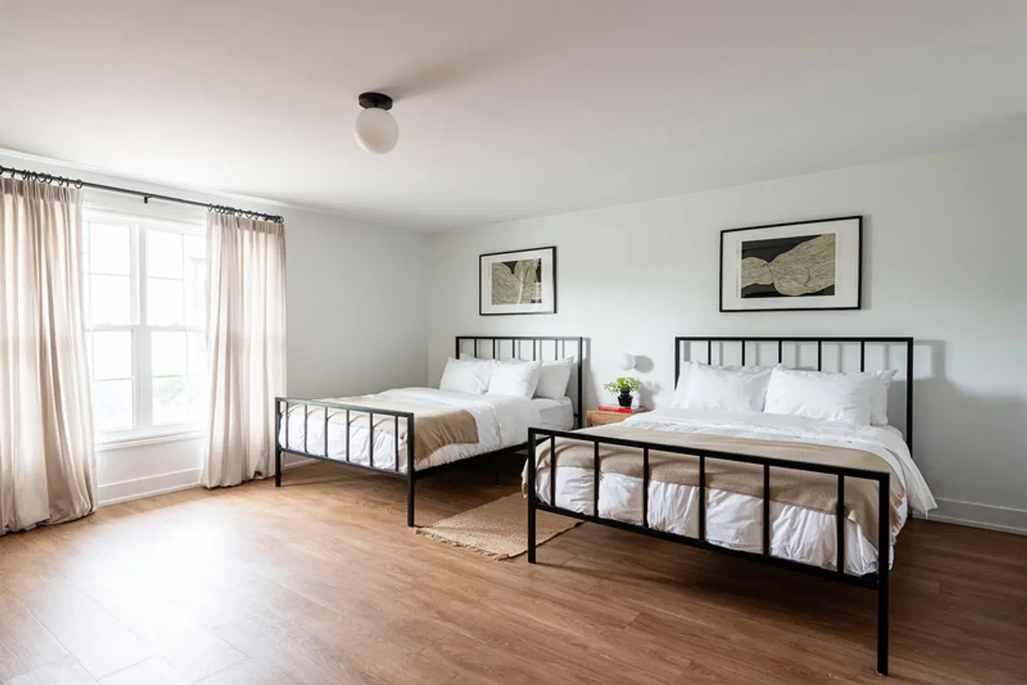 Evangeline Inn & Motel ROOM_EXAMPLE