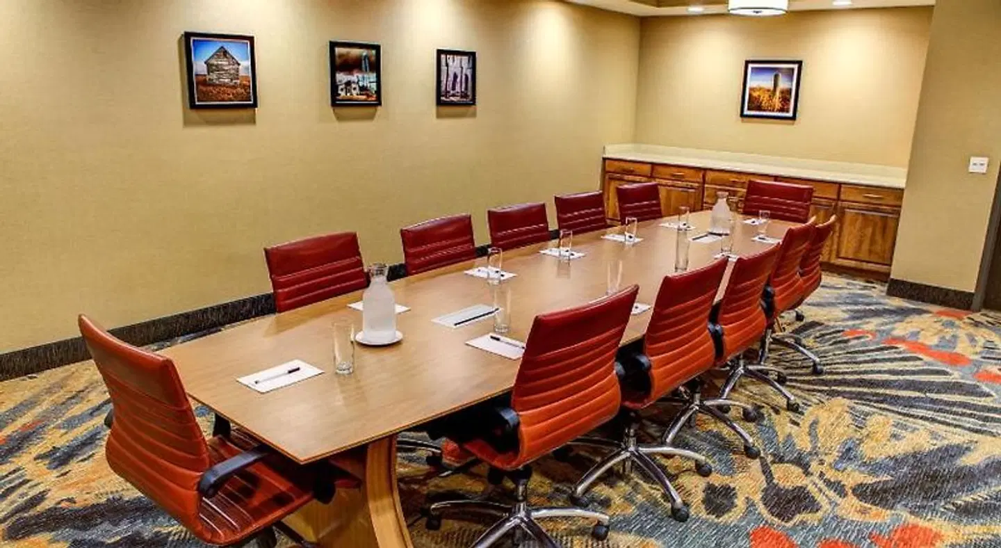 DoubleTree by Hilton West Fargo Sanford Medical Center Area Konferenz