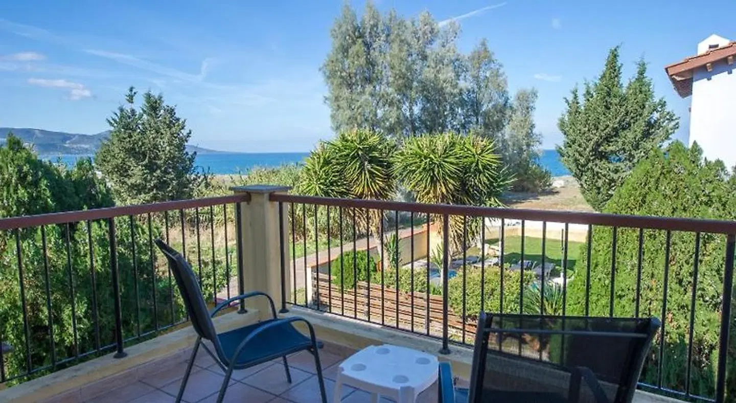 The Olympians Villas Terrasse