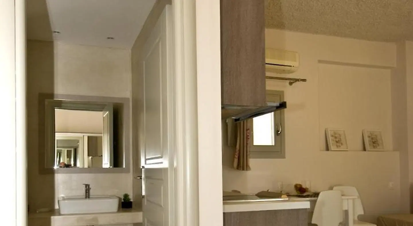 Alafouzos Studios Badezimmer