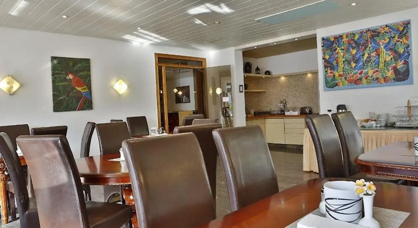 Maurer LOUNGE_LOBBY