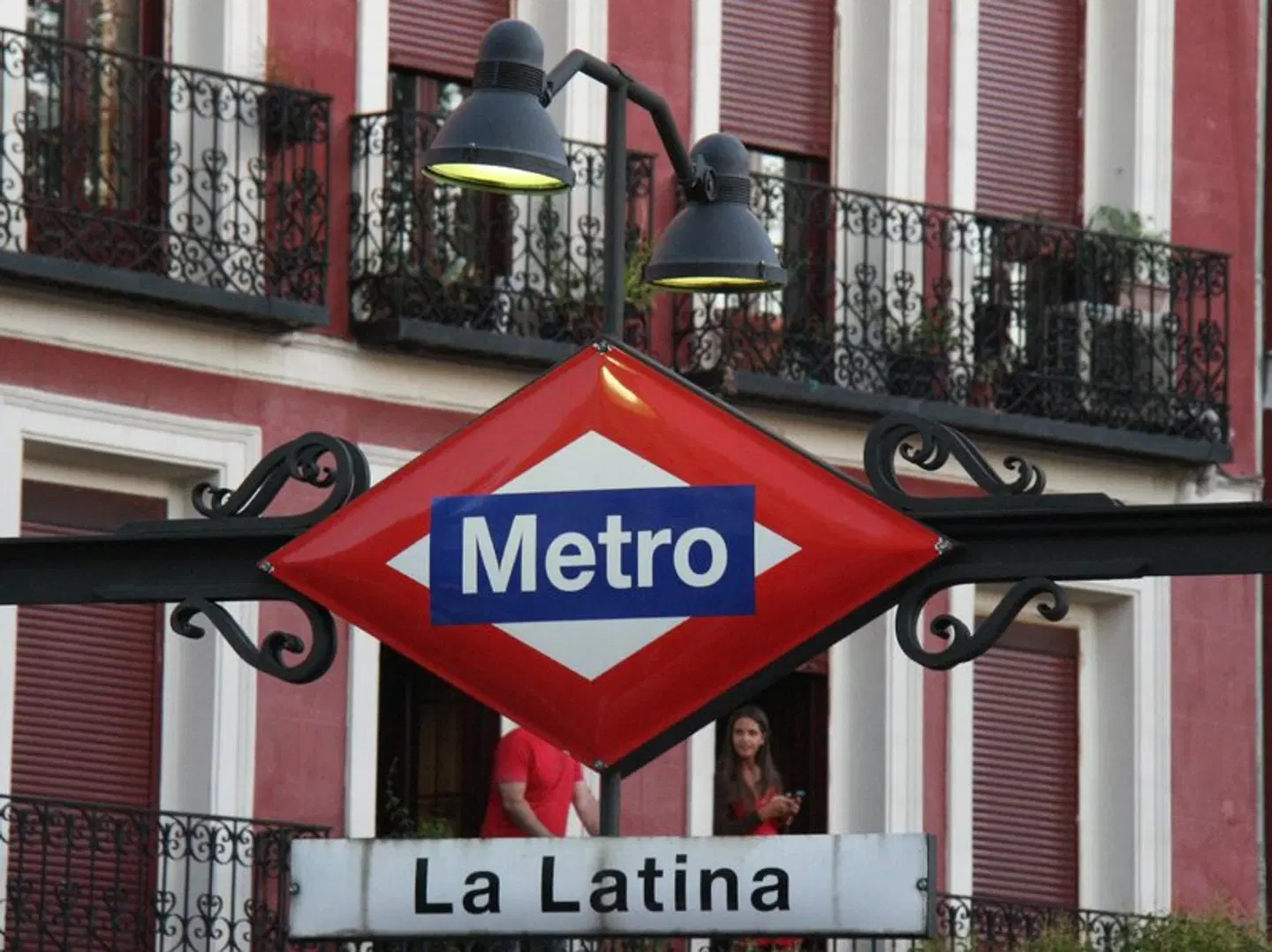 THC Latina Hostel EXTERIOR