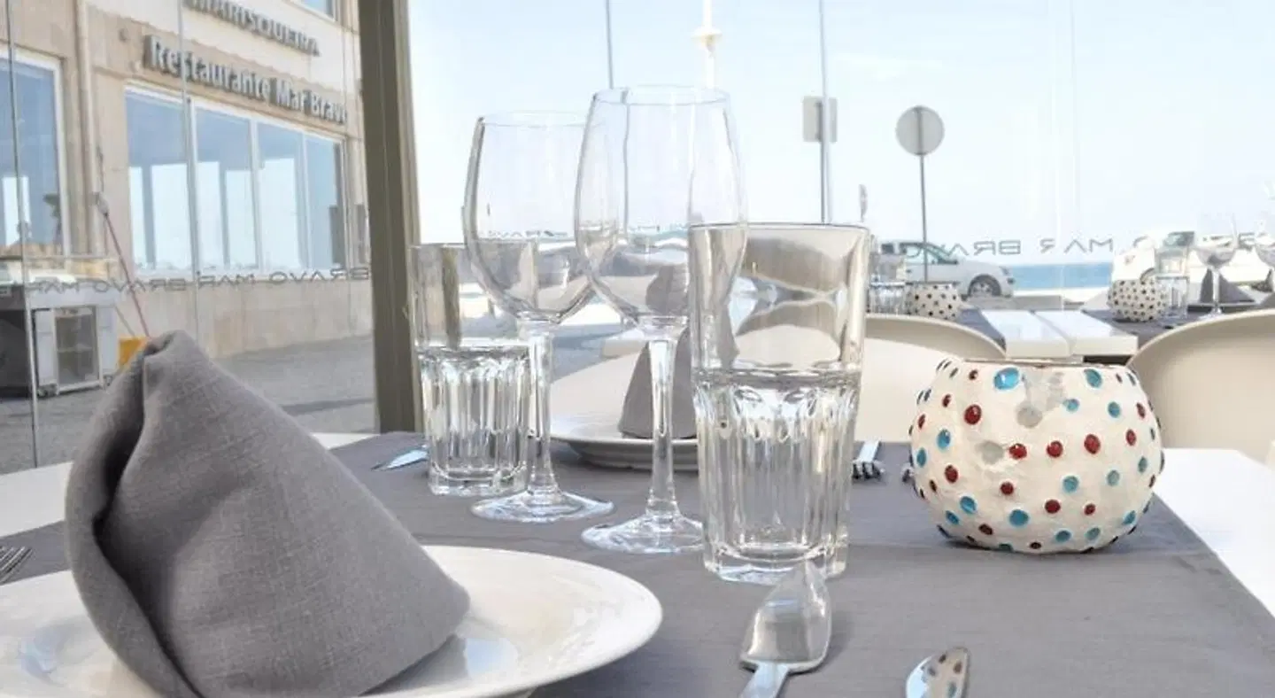 Mar Bravo Restaurant