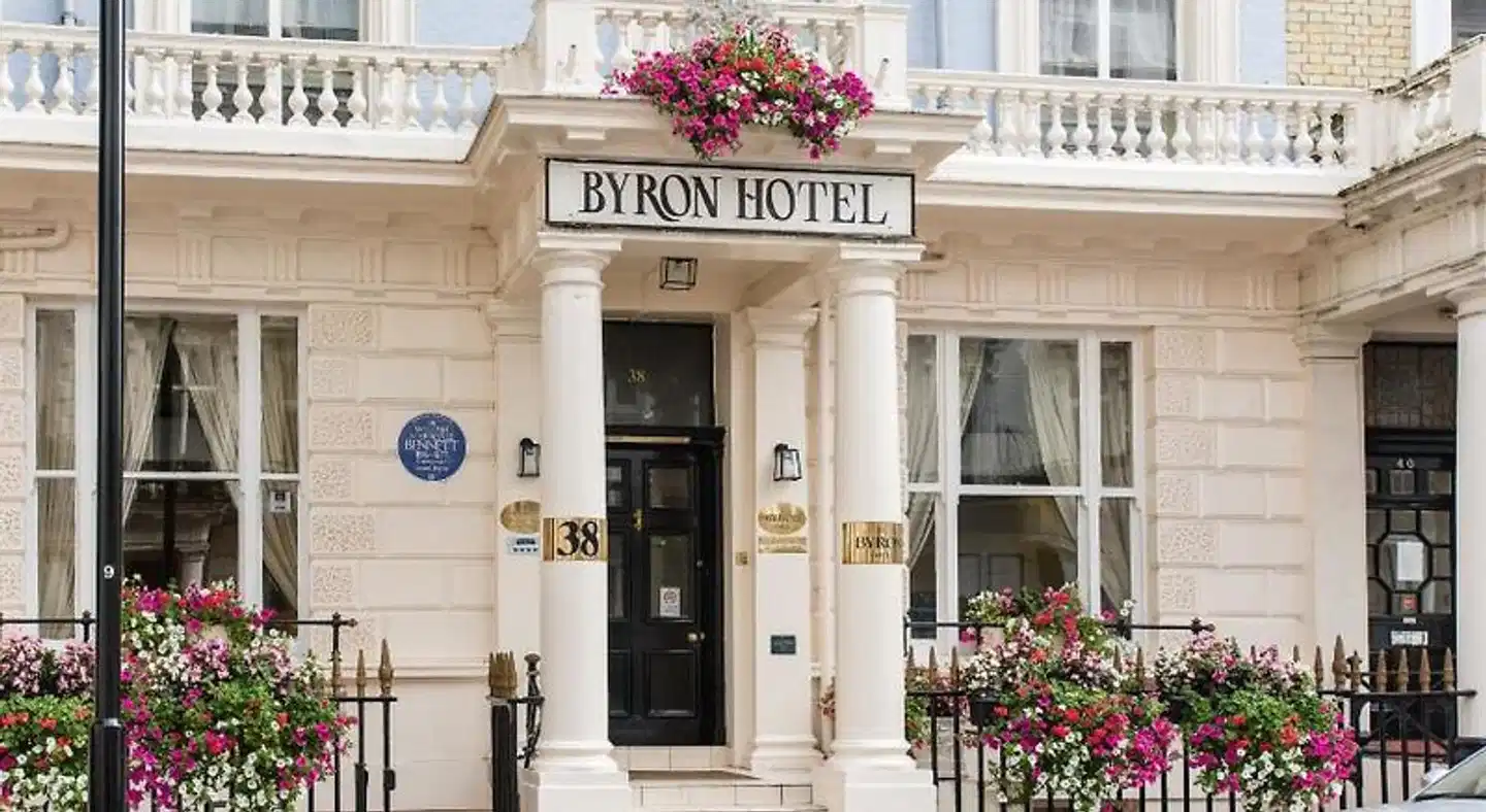 The Byron Aussenansicht