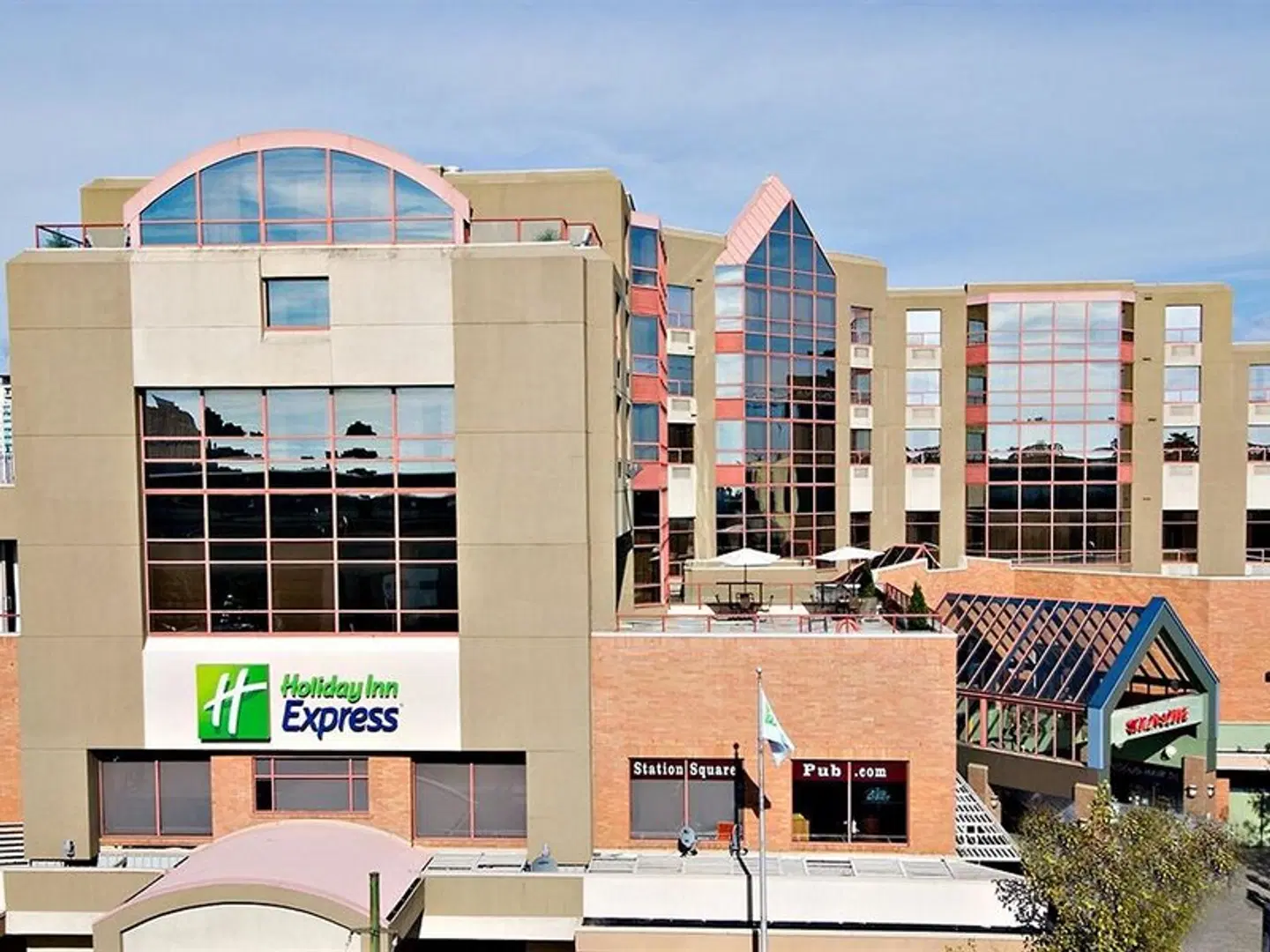 Holiday Inn Express Vancouver-Metrotown (Burnaby) by IHG Terrasse
