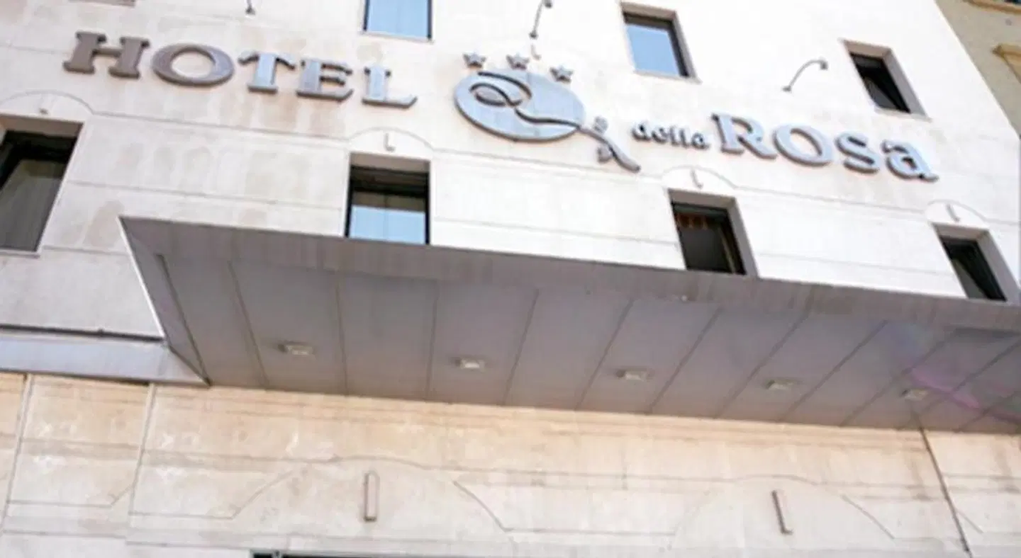 Della Rosa LOUNGE_LOBBY
