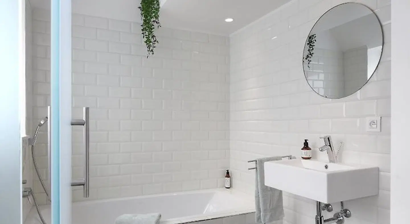 Loftsuite Badezimmer