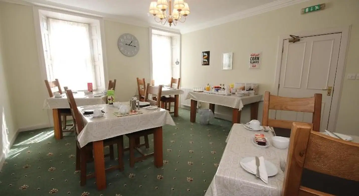 Inglestone House Guest House Badezimmer