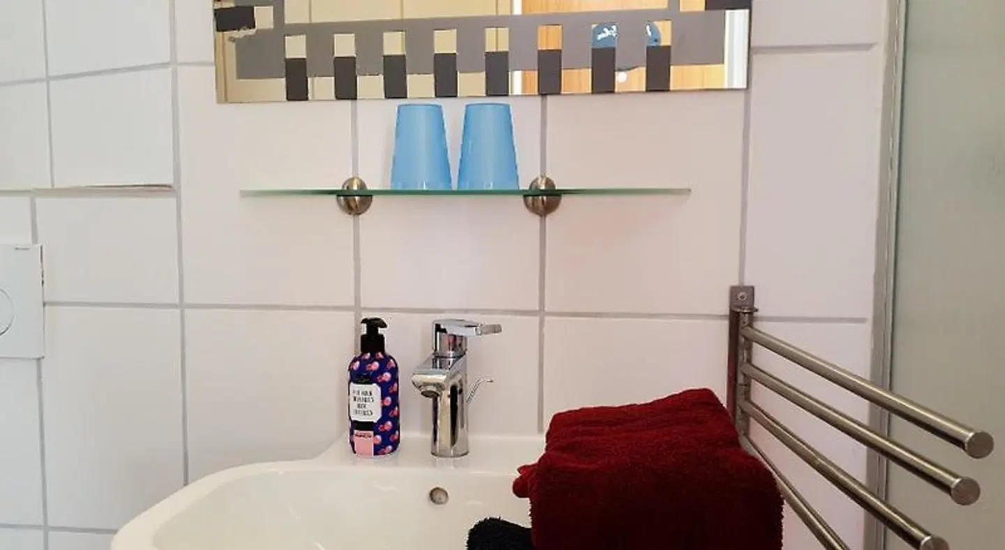 Regina ROOM_EXAMPLE