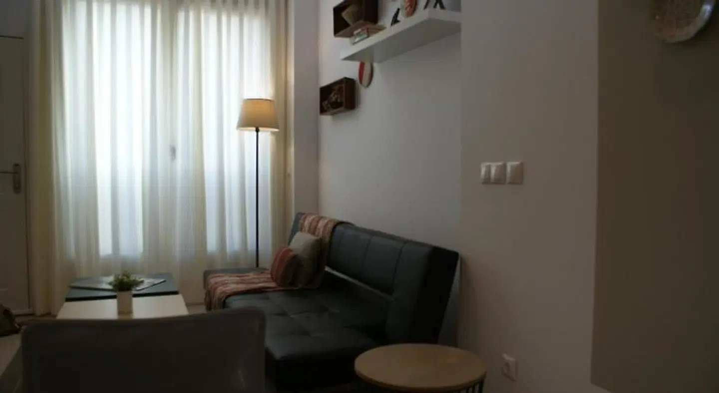 Apartments Estación M&S ROOM_EXAMPLE