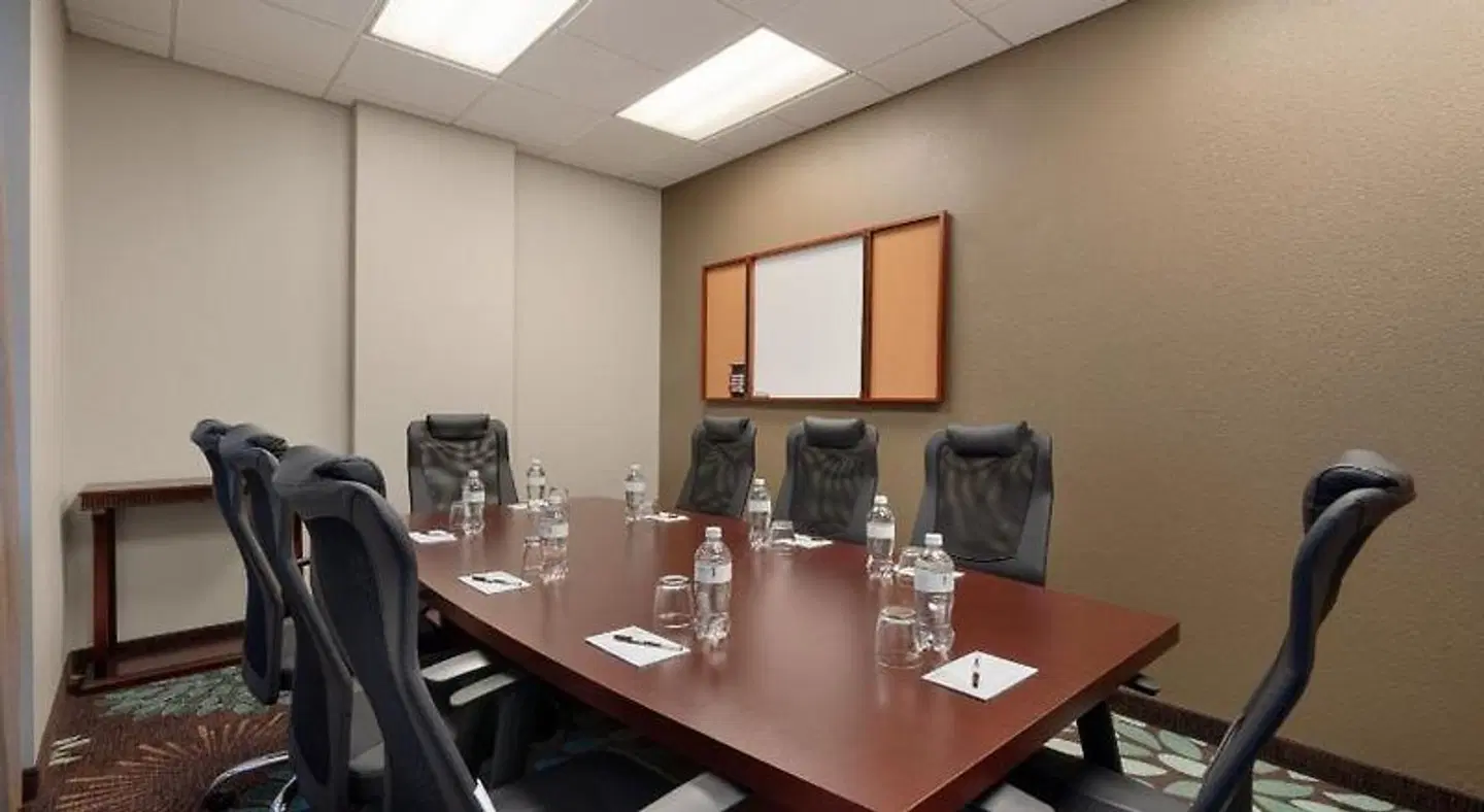 Staybridge Suites San Antonio Downtown Convention Center by IHG Konferenz