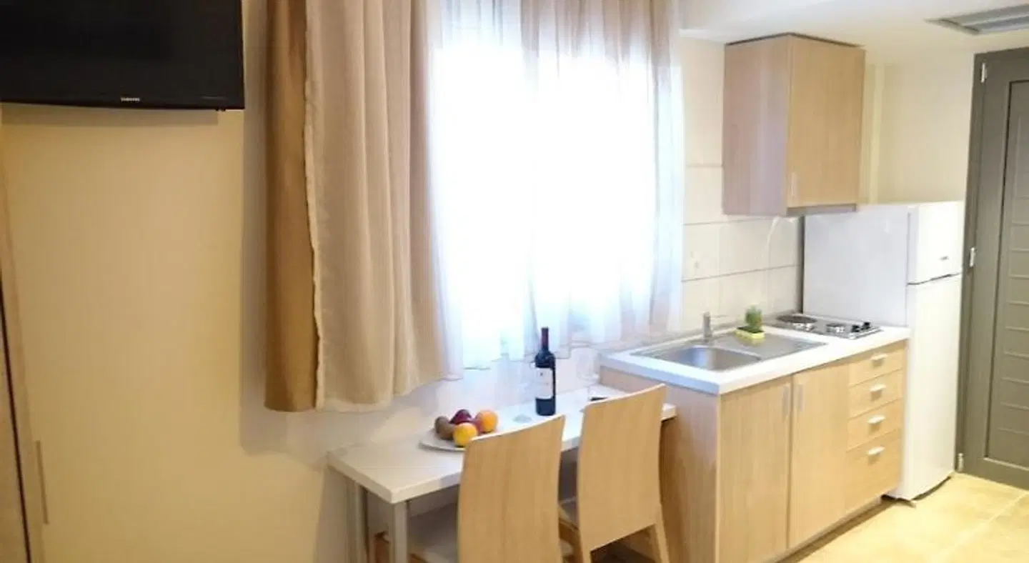 Artemis Plaza ROOM_EXAMPLE