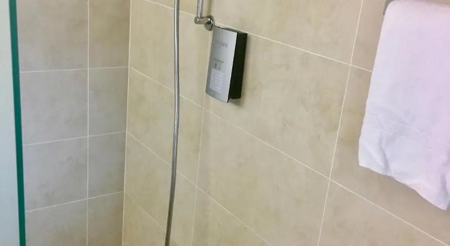 Am Wolfgrubenersee Badezimmer