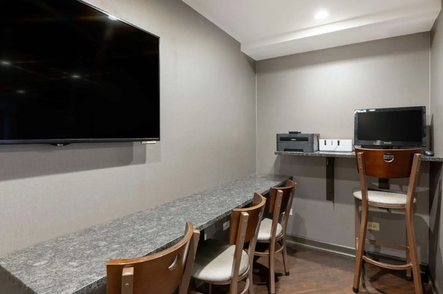 Best Western University Inn at Valparaiso ROOM_EXAMPLE