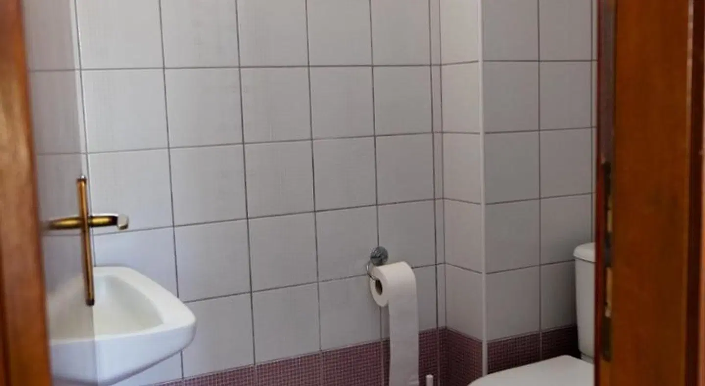 Esperides Apartments Badezimmer