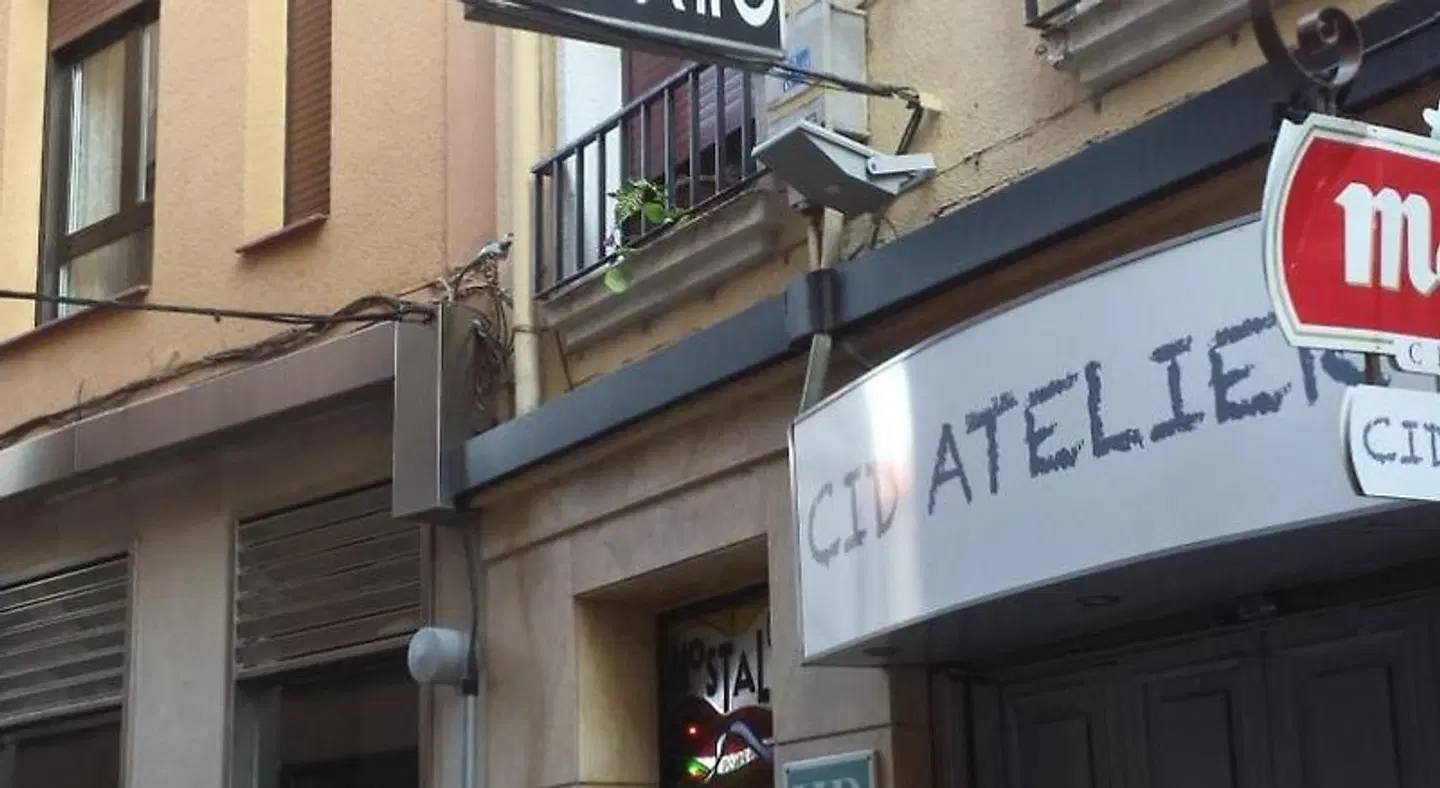 Hostal Guzmán El Bueno EXTERIOR
