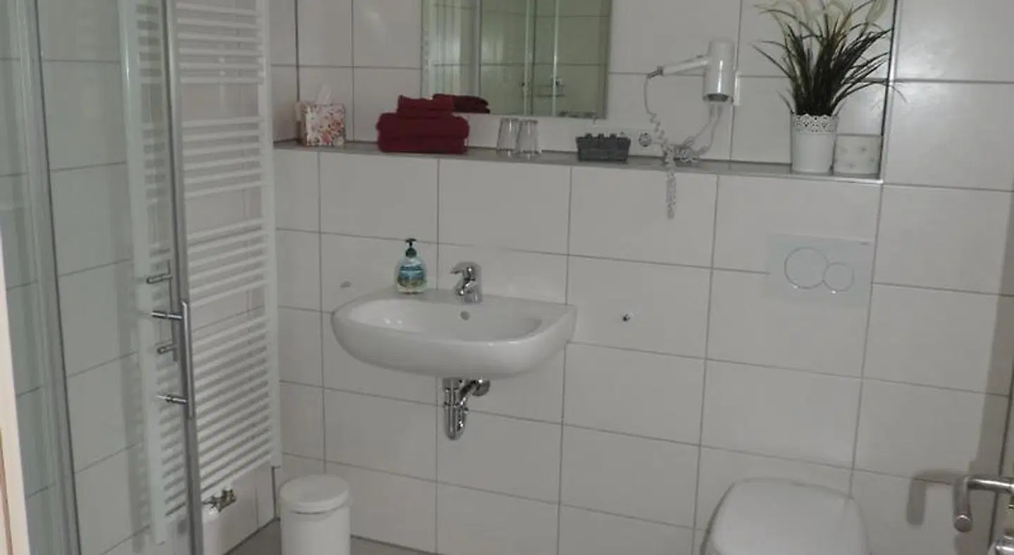 Pension am Kirchberg Badezimmer