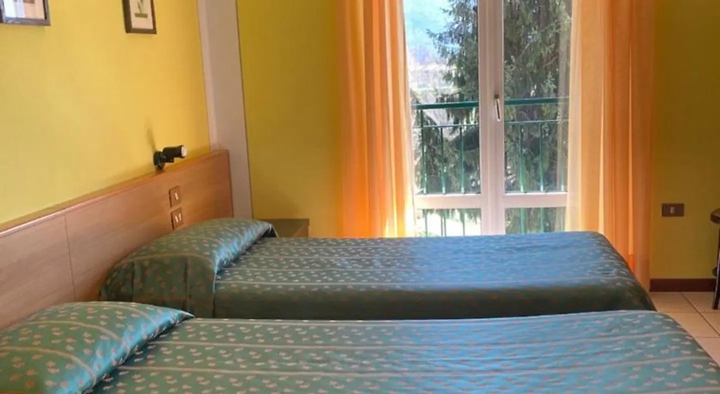 Del Fiume ROOM_EXAMPLE