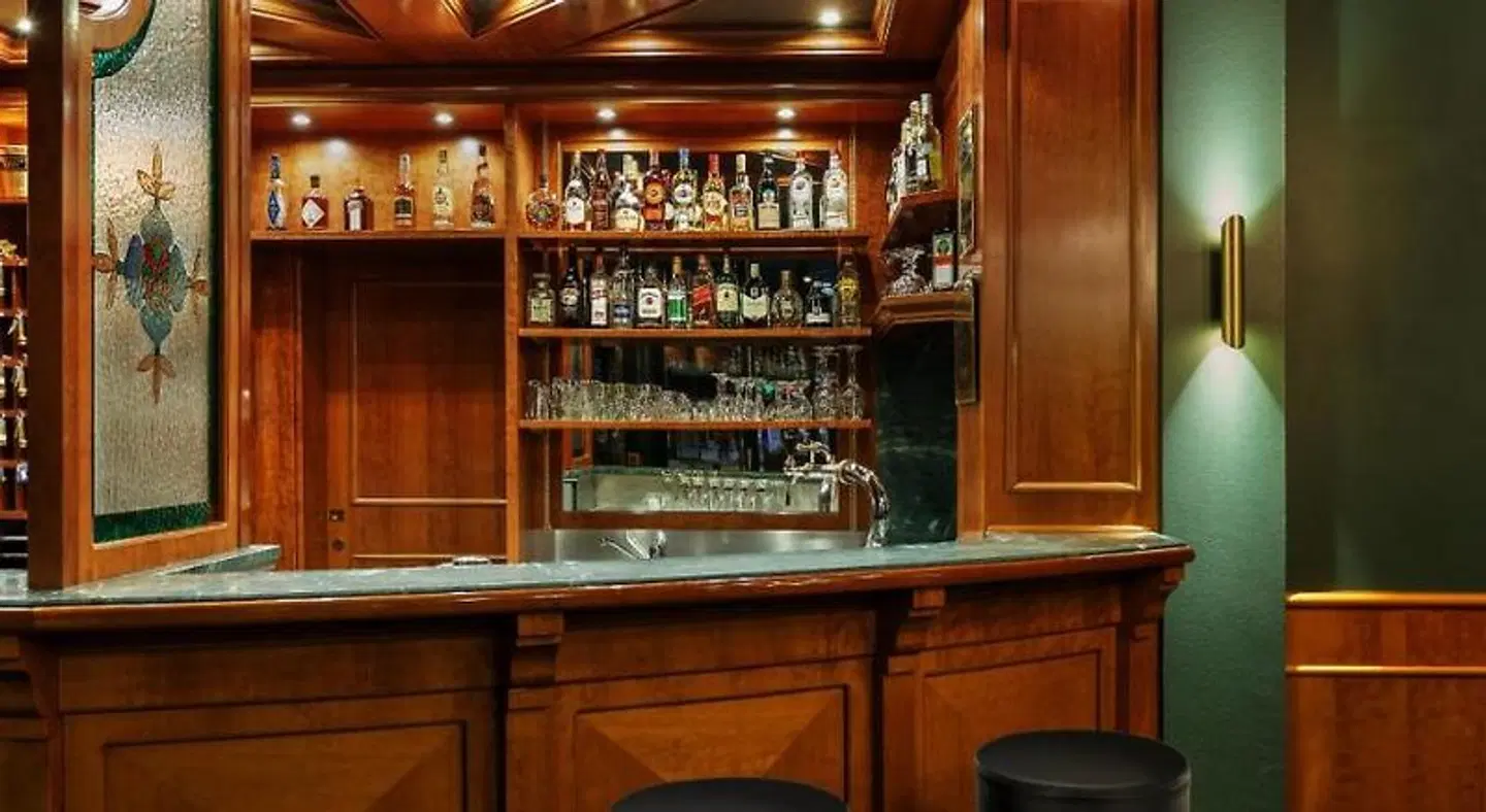 Nova Bar