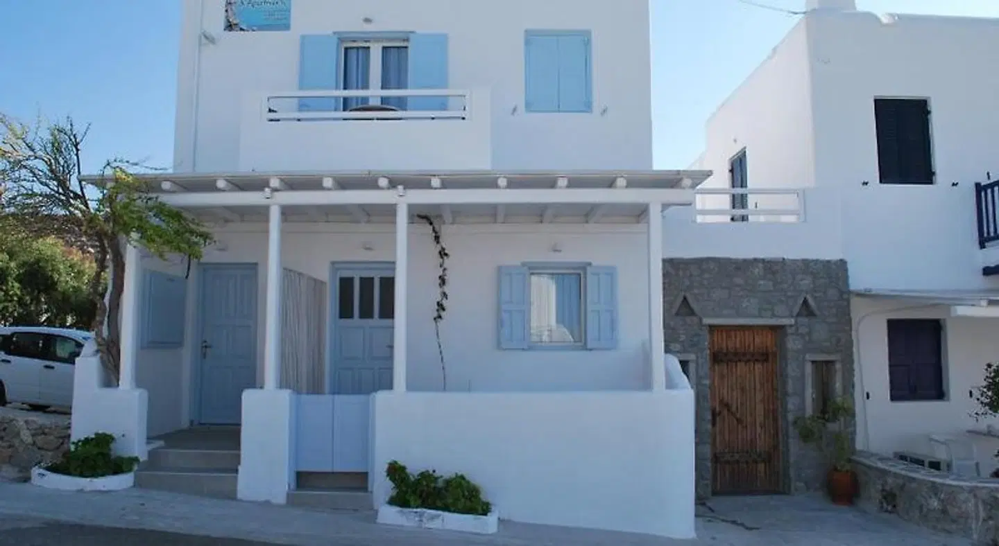 Mina Studios EXTERIOR