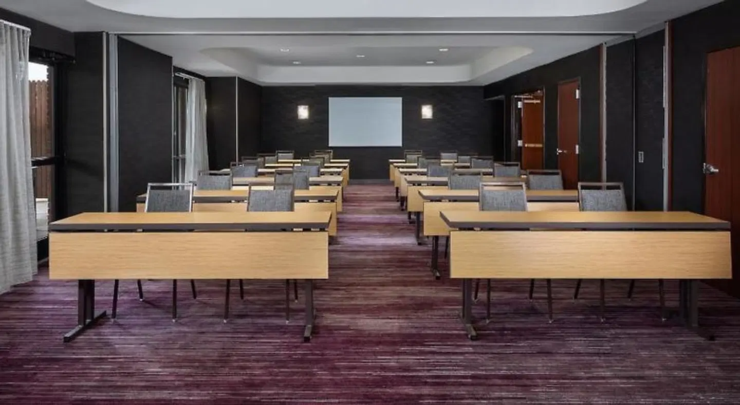 Courtyard by Marriott Anniston Oxford Konferenz