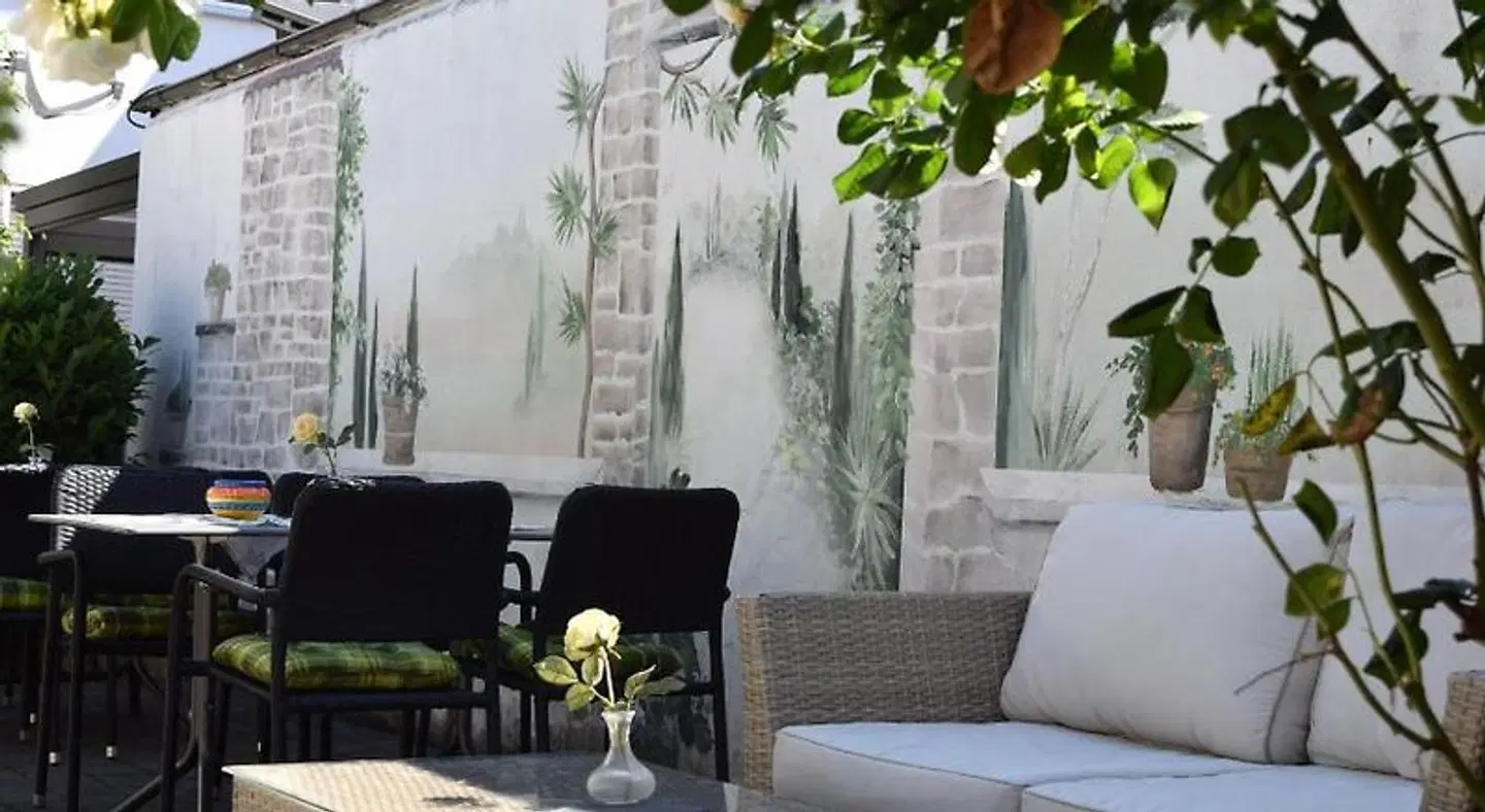 Perle am Rhein Terrasse