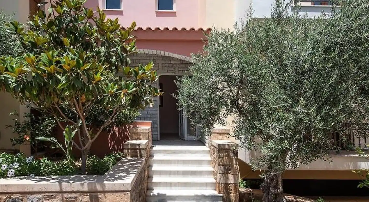 Cyrenia Guesthouse Aussenansicht