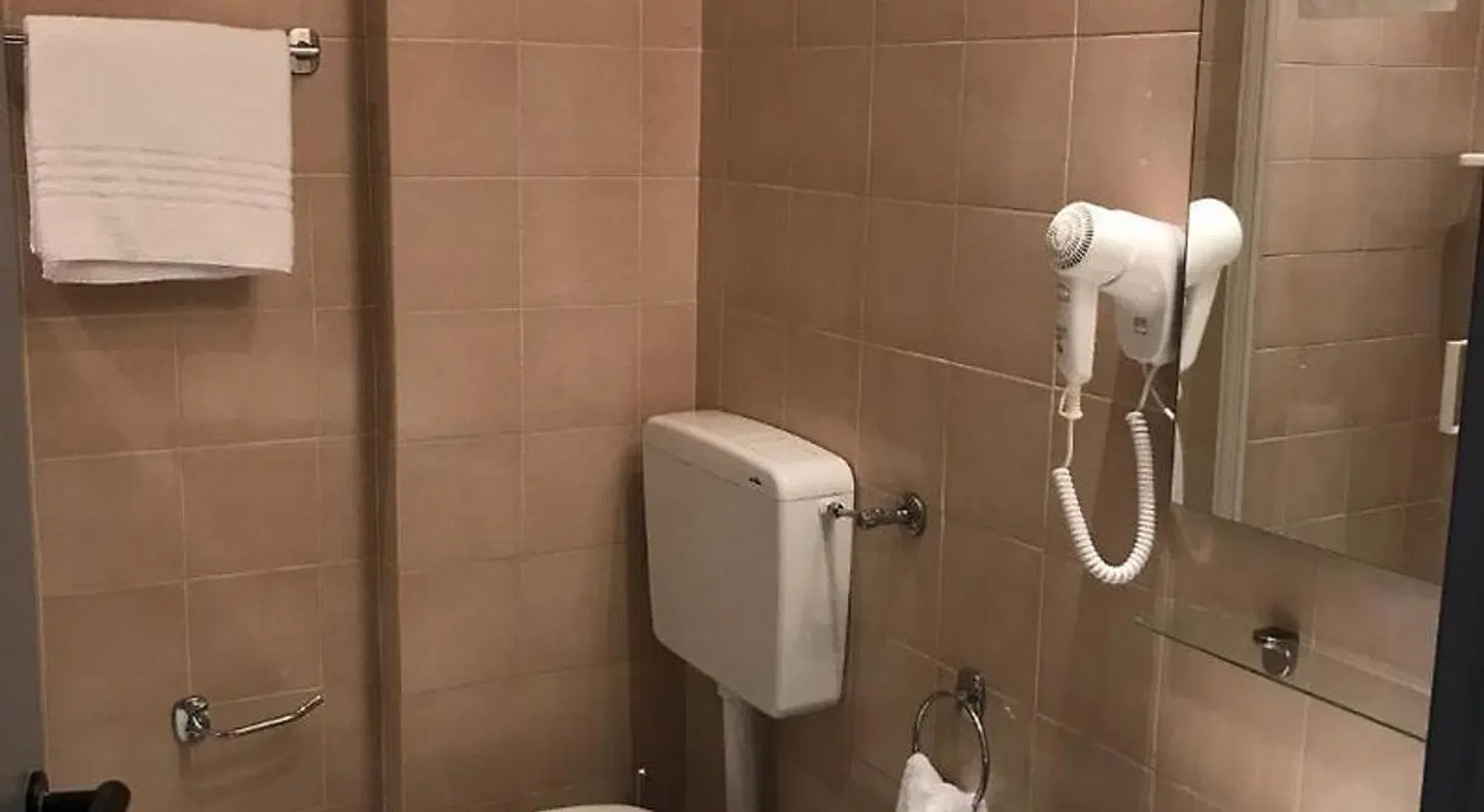 Vip Hotel Nova Badezimmer