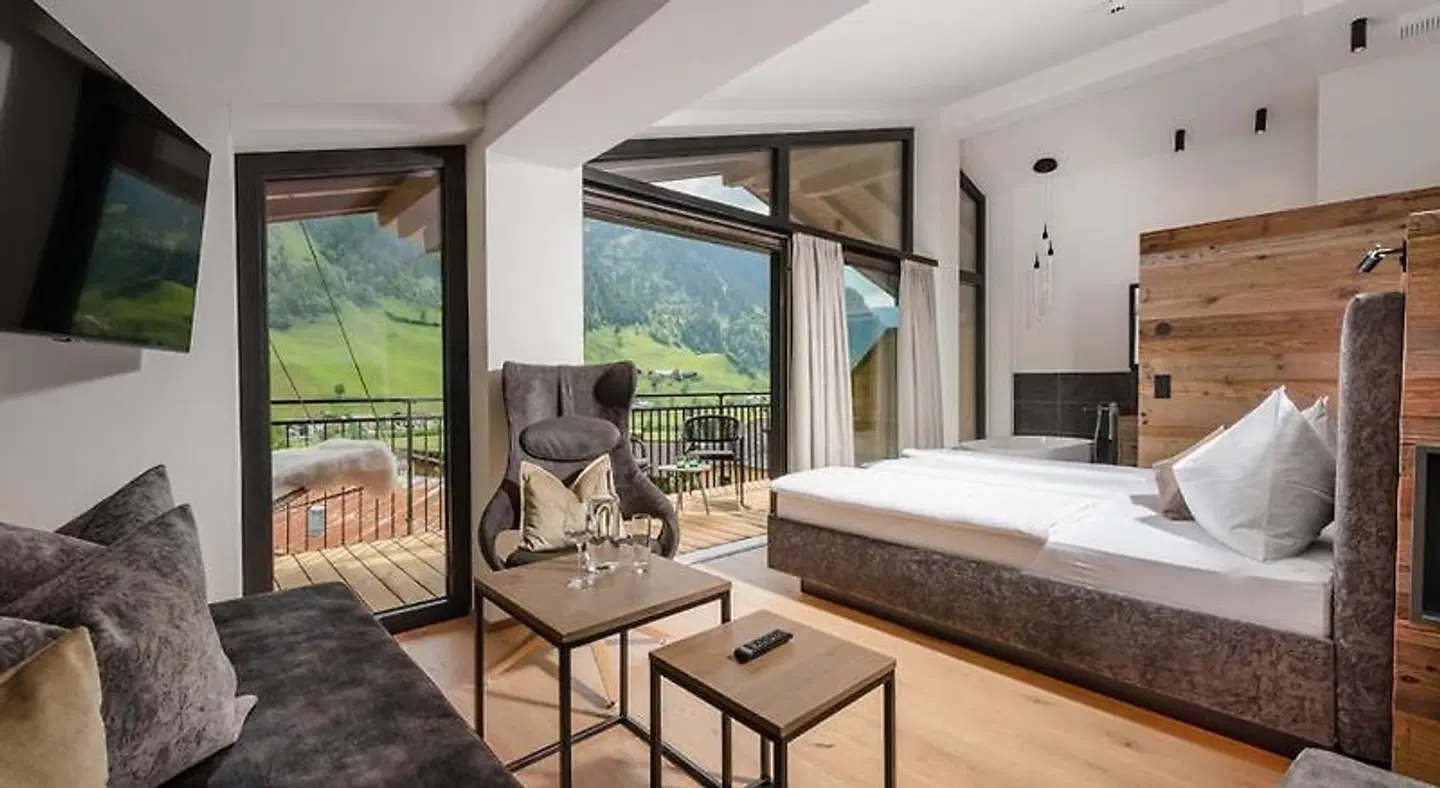 Hotel Alpenhof ROOM_EXAMPLE