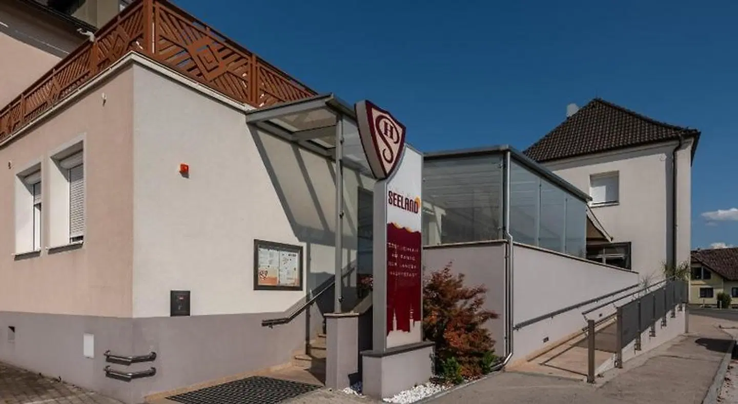 Hotel Gasthof Seeland EXTERIOR
